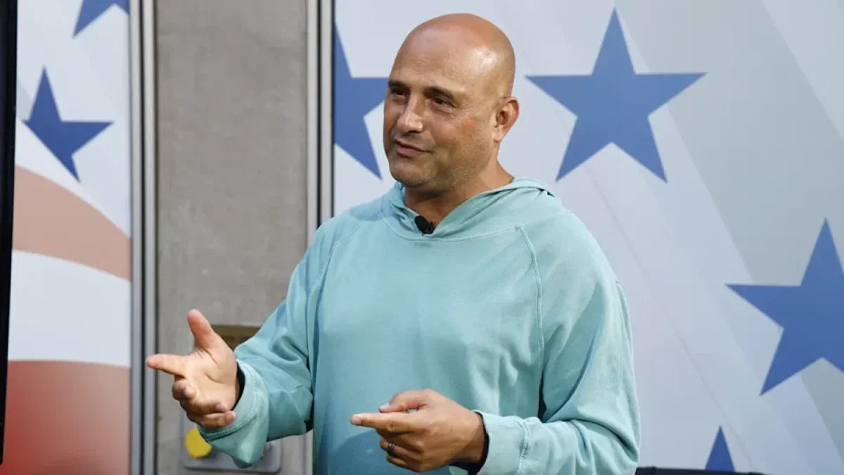 "He's Human Clickbait" - Craig Carton Calling Troy Aikman 'An Average Quarterback' Triggers Wild Reactions On Social Media 1 "He's Human Clickbait" - Craig Carton Calling Troy Aikman 'An Average Quarterback' Triggers Wild Reactions On Social Media