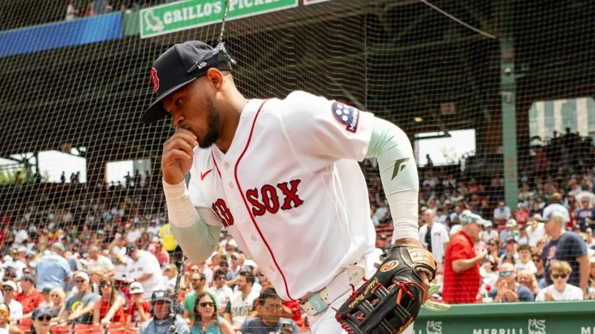 Former Red Sox Star Shuts Down Dave Portnoy Over His Verbal Attack After No-Catch Call Against Yankees 1 Red Sox Ceddanne Rafaela