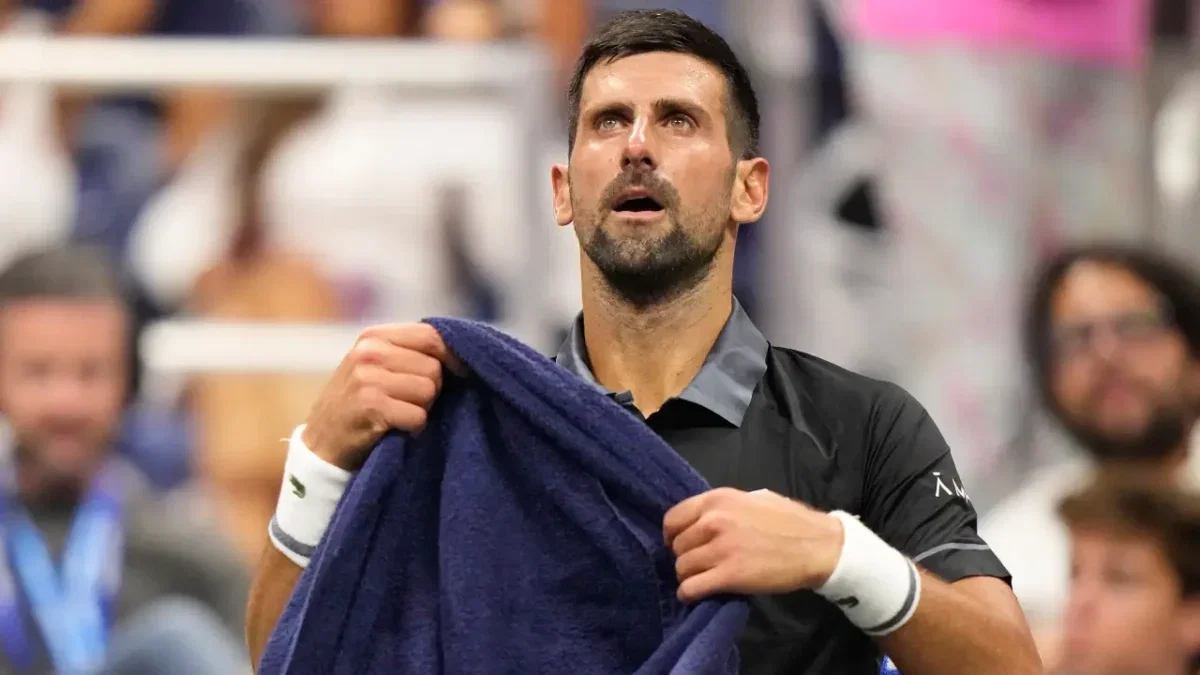 Novak Djokovic Loses His Cool With Umpire During China Open Match Against Daniil Medvedev 1 Novak Djokovic (4)