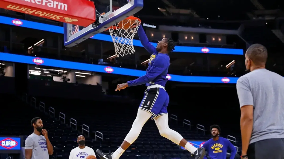 Agent Claiming Jonathan Kuminga Was Hawks’ No. 1 Player Gets Reality Check - "He Was Atrocious" 1 Jonathan Kuminga has elite athleticism