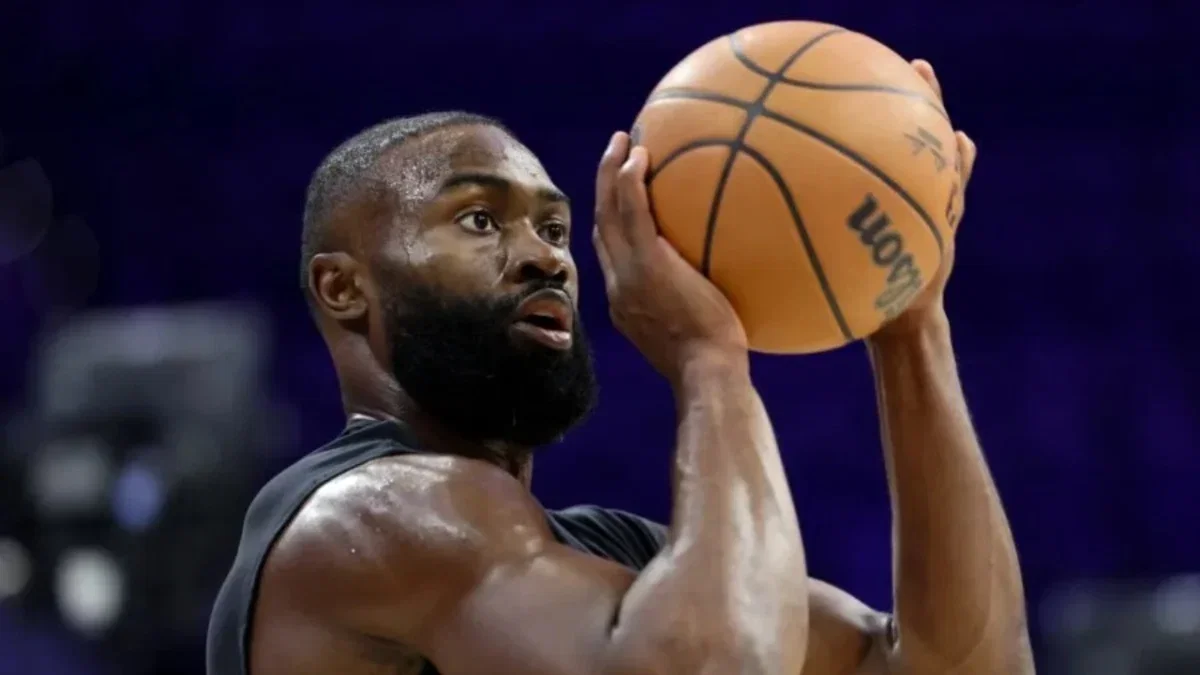 Jaylen Brown Sums Up Working Out With LeBron James: "He Is In His Kobe Year" 1 Jaylen Brown