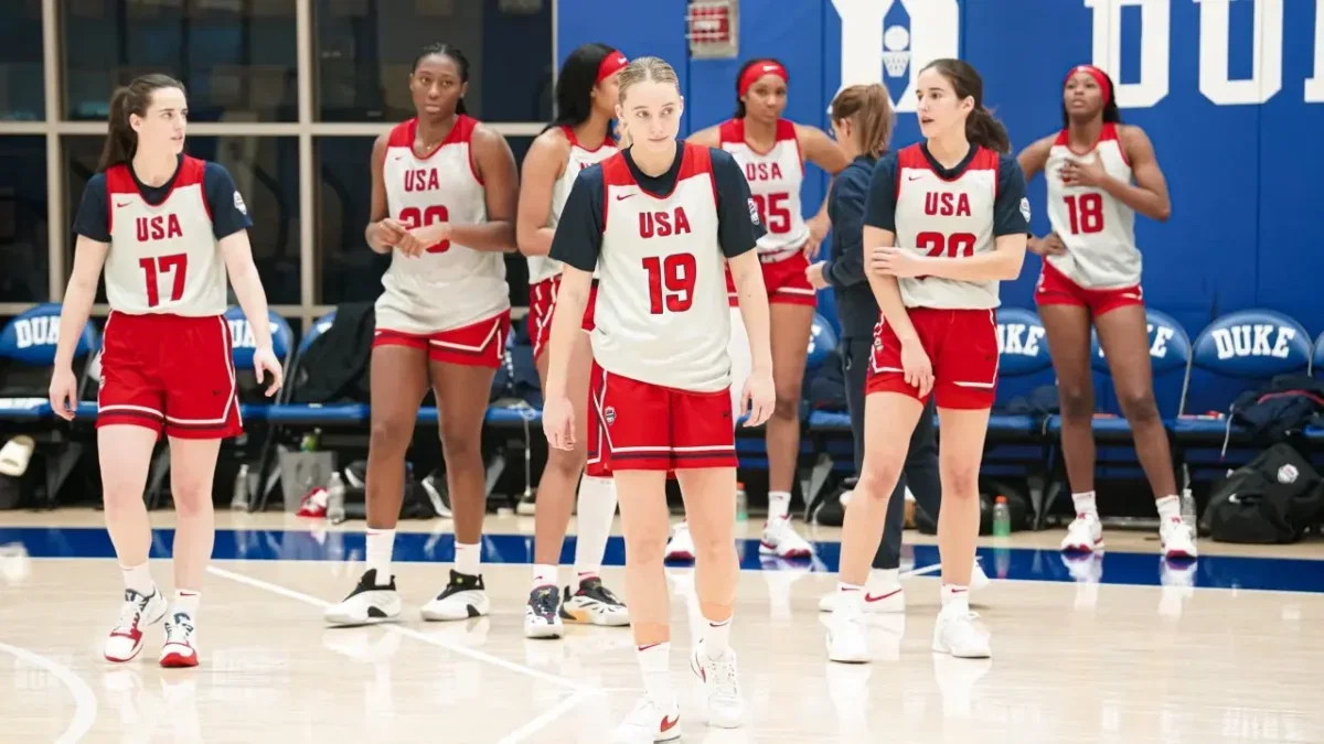 Caitlin Clark Benching Sparks Backlash, Fans Shut Down Head Coach's Critics With Facts 1 Caitlin Clark and the Young N' Turnts