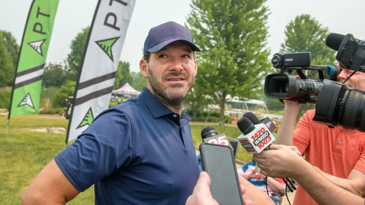 Tony Romo Seemingly Blaming NFL Injuries for Alcohol Addiction Angers Fans – “Using the Tiger Woods Playbook”