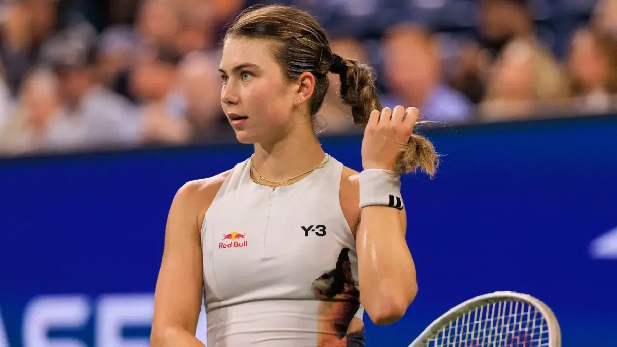 Iga Swiatek Reveals Why She Was 'Angry' After Surviving Scare at China Open 1 Iva Jovic