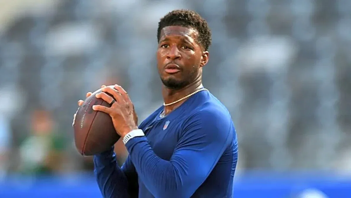"Best Backup in the League" - Jameis Winston Signs $13 Million Extension with Giants, Fans React 1 "Best Backup in the League" - Jameis Winston Signs $13 Million Extension With Giants, Fans React
