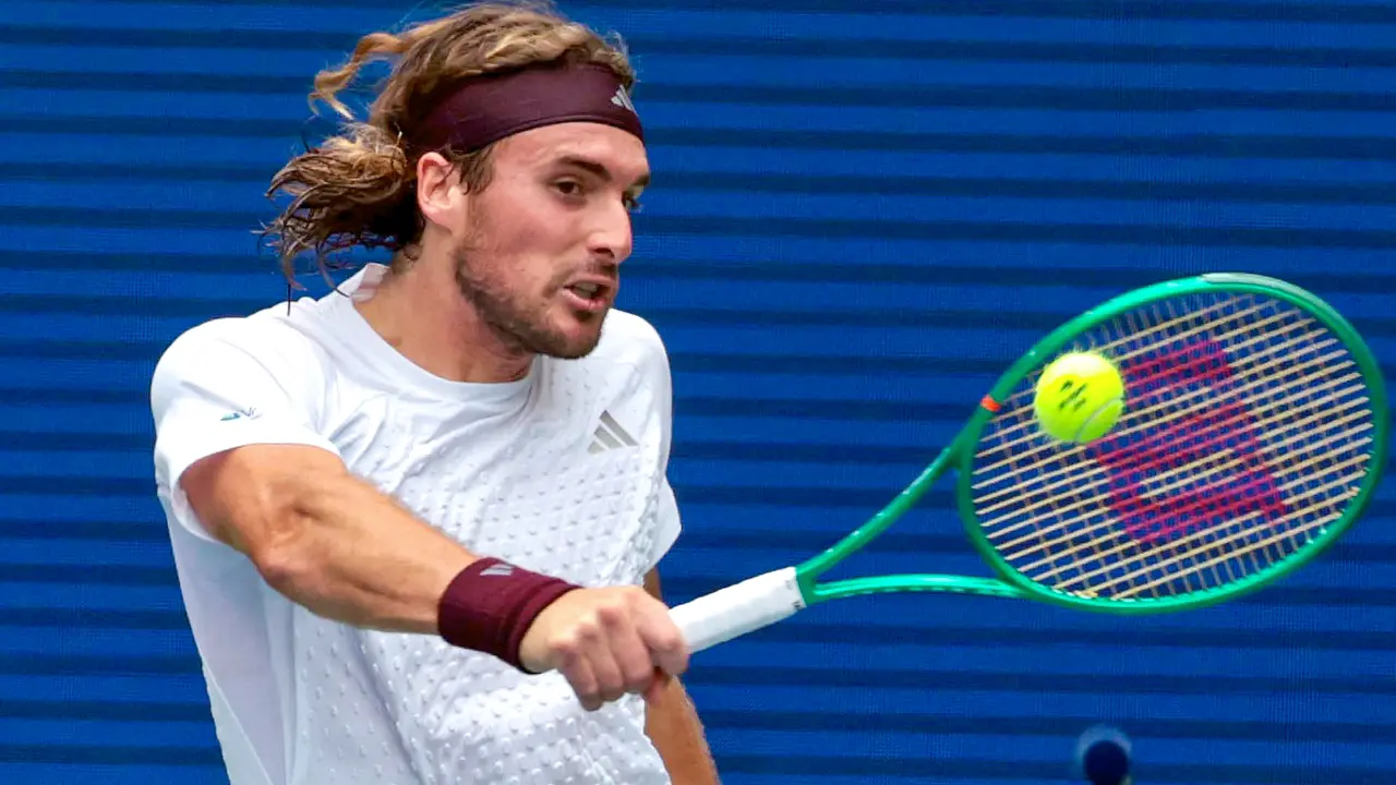 Stefanos Tsitsipas Laments Decline of One-Handed Backhand in Modern Tennis After US Open Exit: “It’d Be a Shame to Lose a Shot Like That”