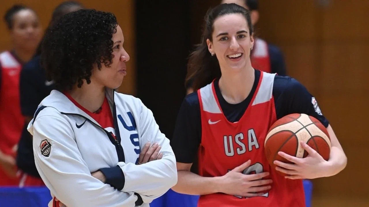 Caitlin Clark Benching Sparks Backlash, Fans Shut Down Head Coach’s Critics With Facts