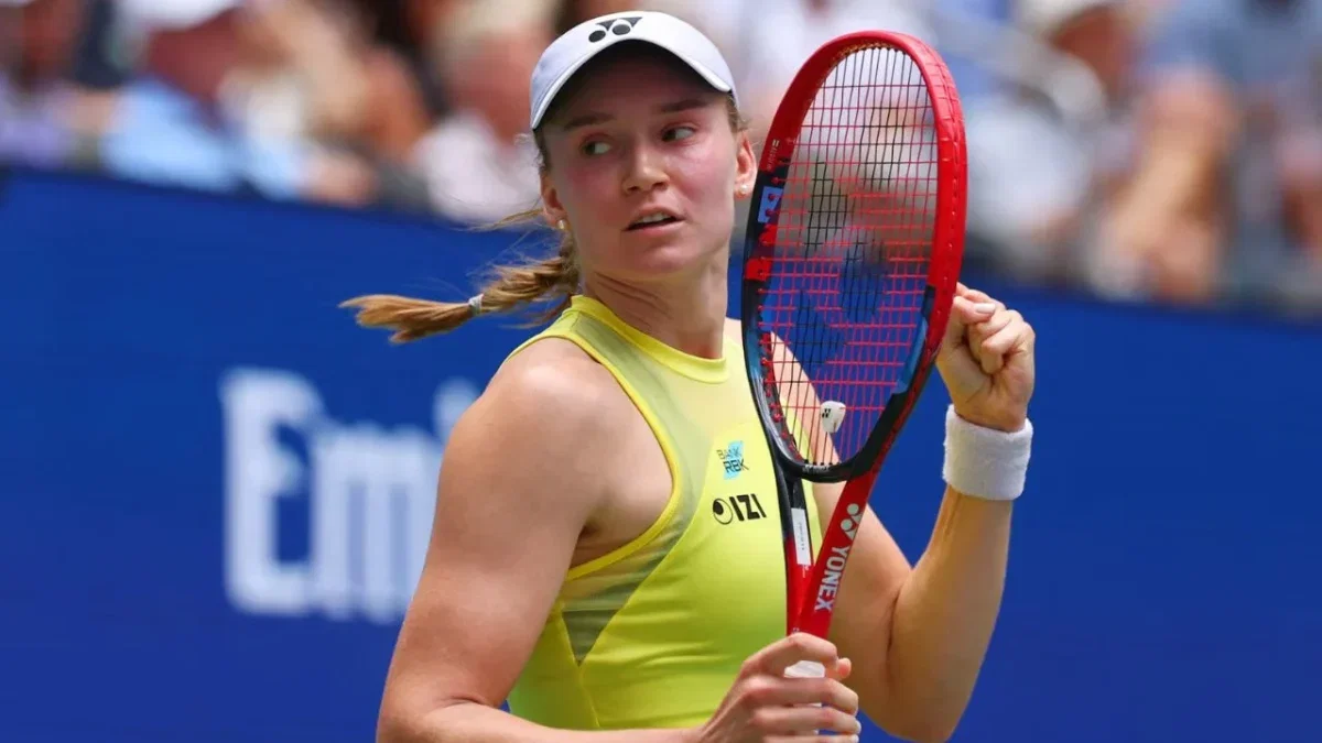 Aryna Sabalenka Smashed Her Racket to 'Let Go of Aggression and Disappointment' After US Open Upset to Elena Rybakina 1 Elena Rybakina (2)