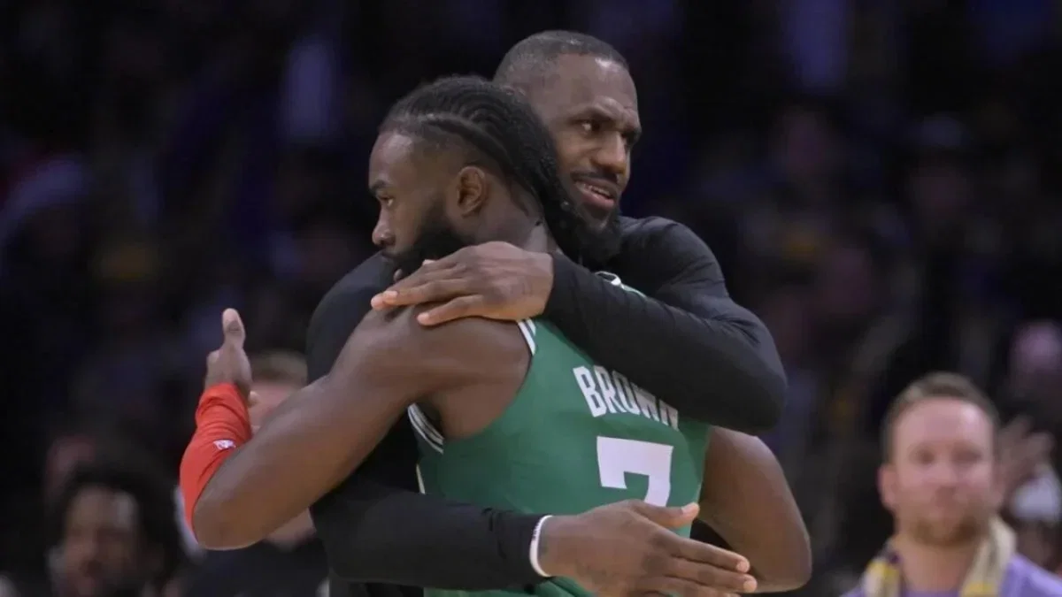 Anthony Edwards Trolls LeBron James For Joining 76ers Over His Wolves: "His Knees Couldn't Handle the Cold Weather" 1 LeBron James and Jaylen Brown