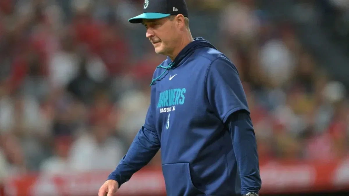 Cal Raleigh Claims Feeling "Responsible" for Dan Wilson's Exit as Mariners Manager 1 Dan Wilson