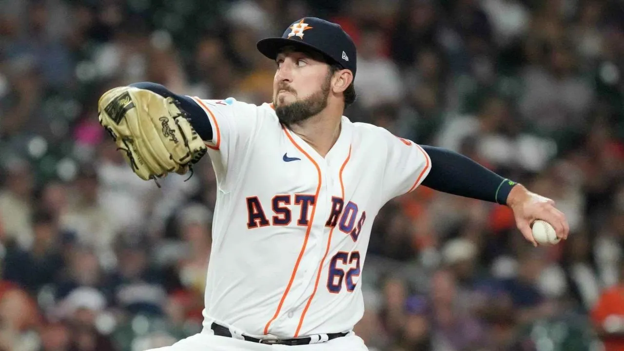 Astros’ Bennett Sousa Blasts Home Fans for Booing Team in Game 1 Against White Sox