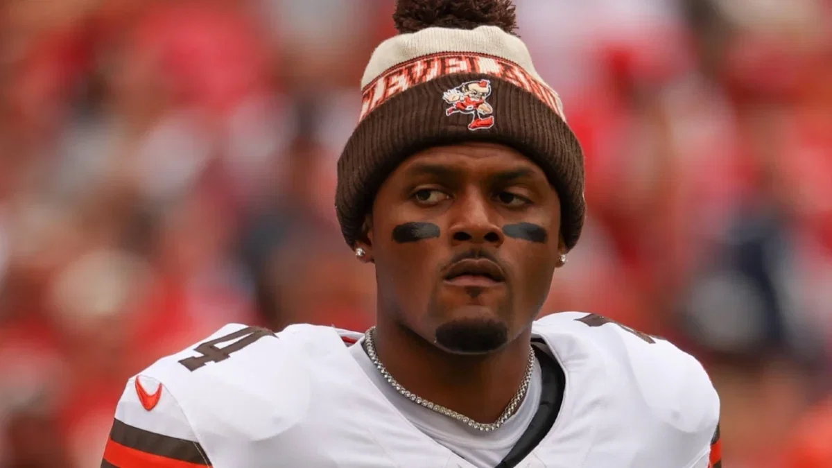 Deshaun Watson Gets Love From Browns Fans, Who Booed Him, After 3-1 Start 1 Deshaun Watson Gets Love From Browns Fans, Who Booed Him, After 3-1 Start