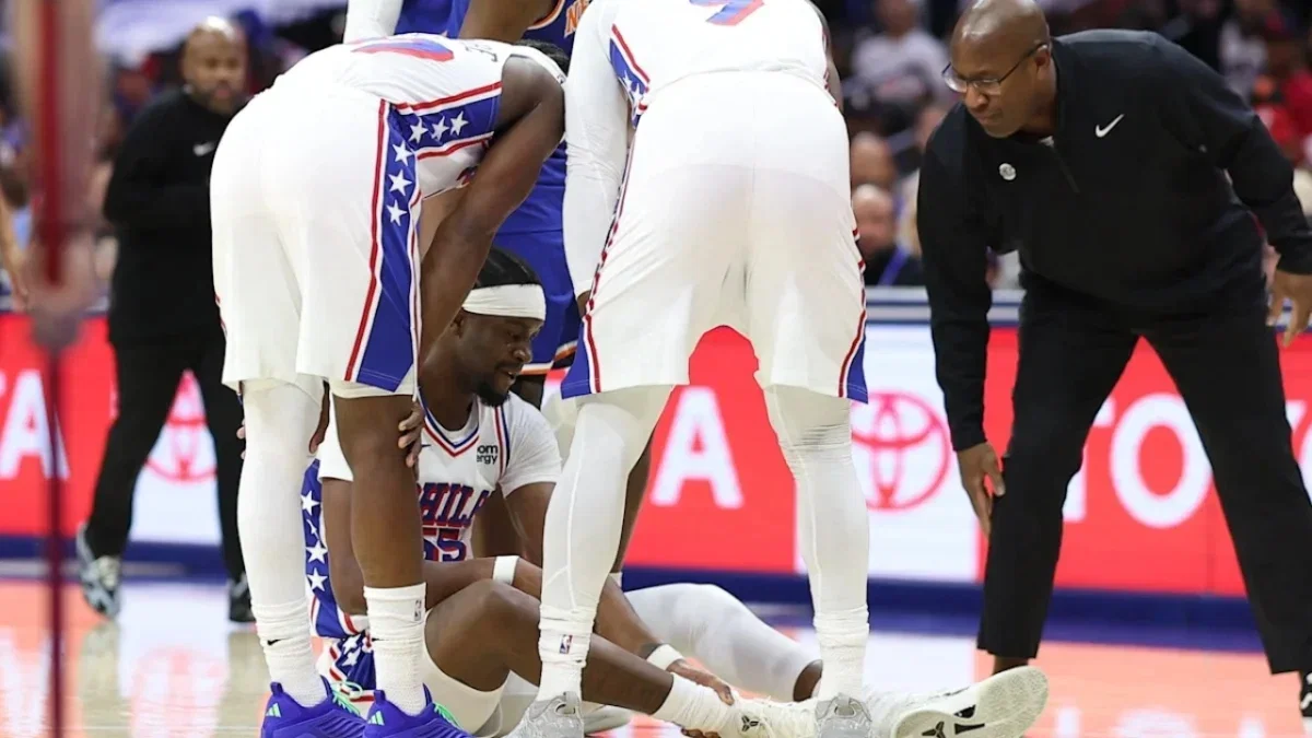 76ers' First Headache: Possibly Lose Joel Embiid's Backup For Season With Achilles Tear 1 Mike Brown checking on Ariel Hukporti