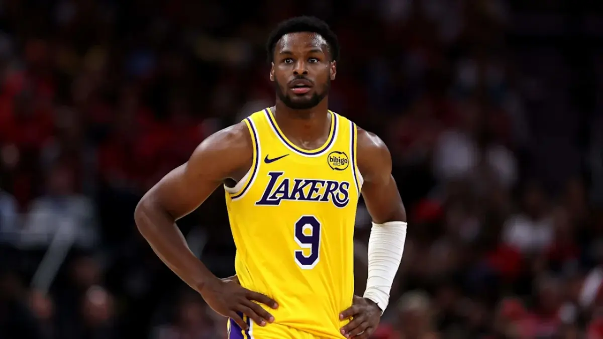 JJ Redick Deflects Blame From Bronny James' Poor Preseason Outing Against Warriors 1 Bronny James