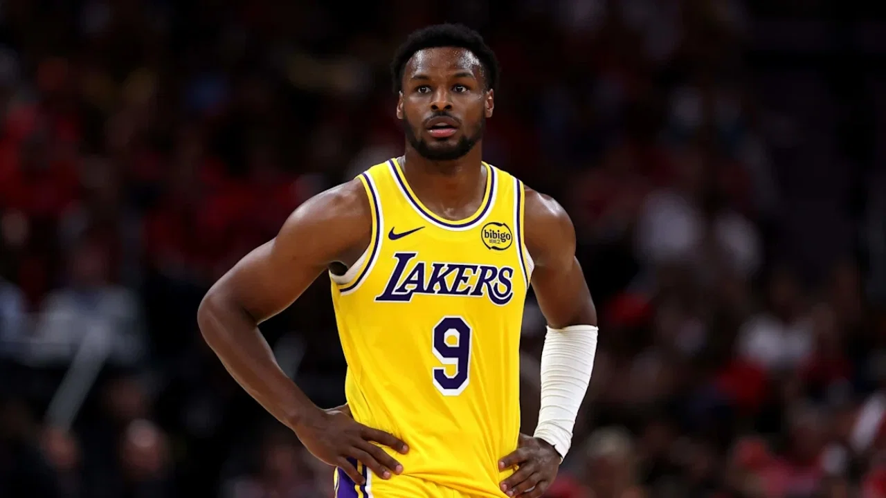 Bronny James Pulls Off a Pass His Father Would Be Proud Of in Lakers’ Preseason Win
