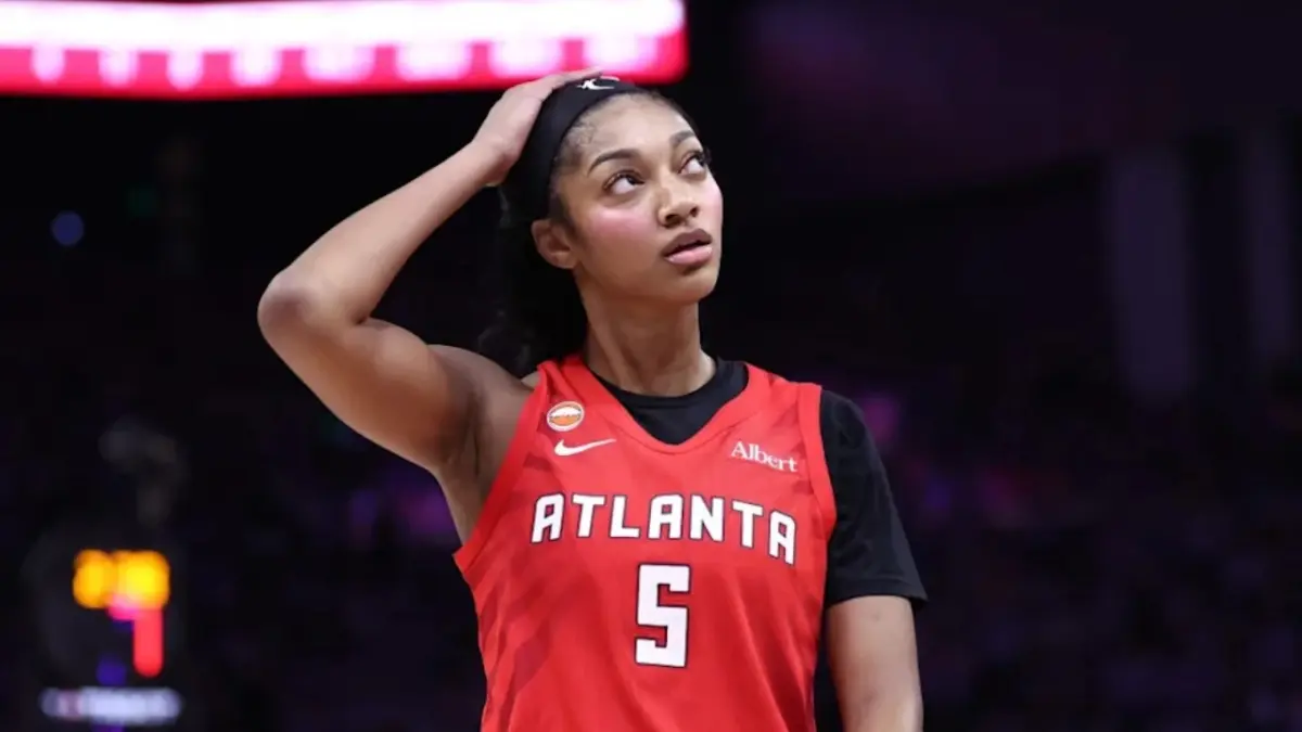 "Isn't Even in the Same Sentence as Caitlin Clark" - Angel Reese's Horror Show in WNBA Finals Has Fans Calling Her Out 1 Angel Reese