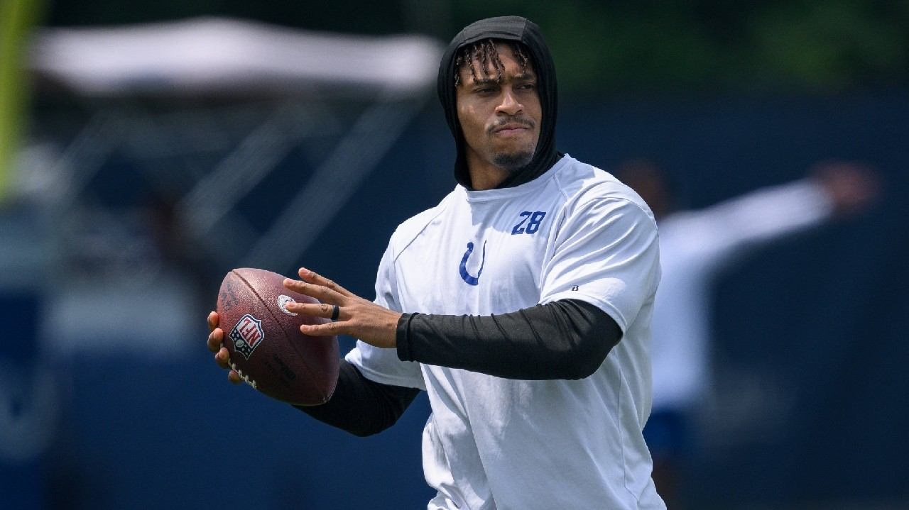 Colts Booed Heavily at Home After Losing to 0-5 Titans, Coach Doesn’t Blame Fans
