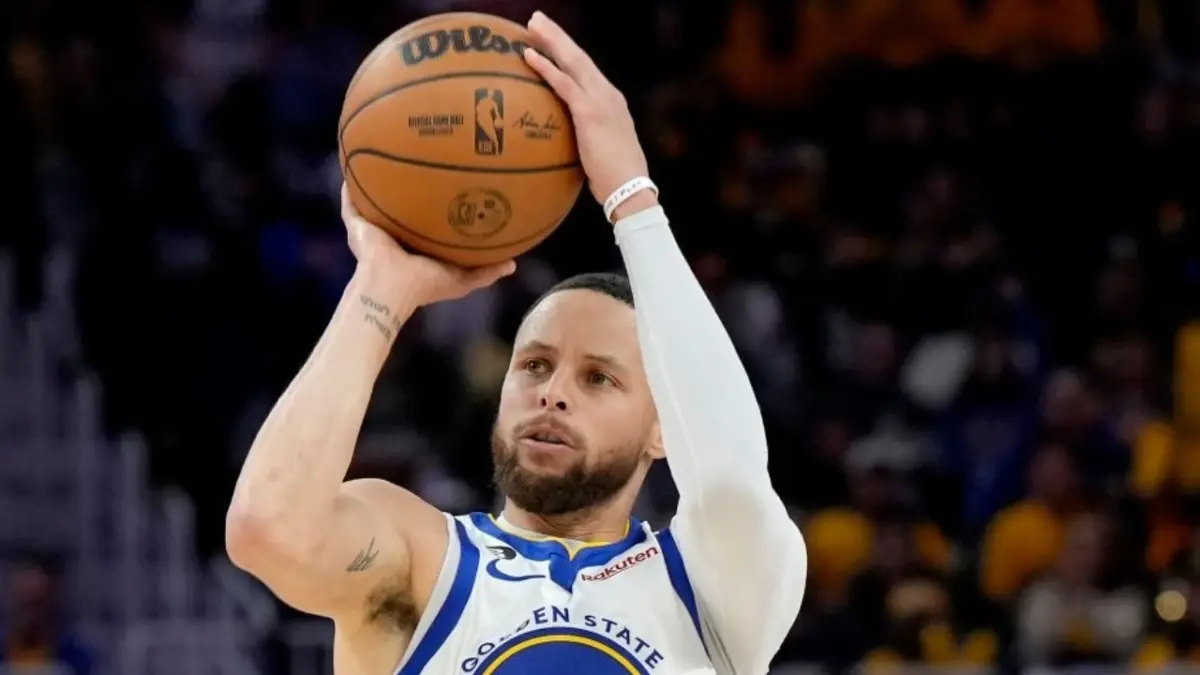 Warriors Jittery After Stephen Curry Tweaks Ankle In Final Practice Before 2026 Season Starts 1 Warriors need Stephen Curry's scoring