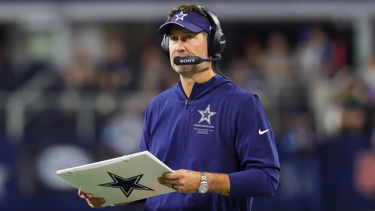 Pressure On Brian Schottenheimer Mounts Despite Stephen Jones' Backing After Cowboys' 2-4 Record 1 Brian Schottenheimer is under pressure