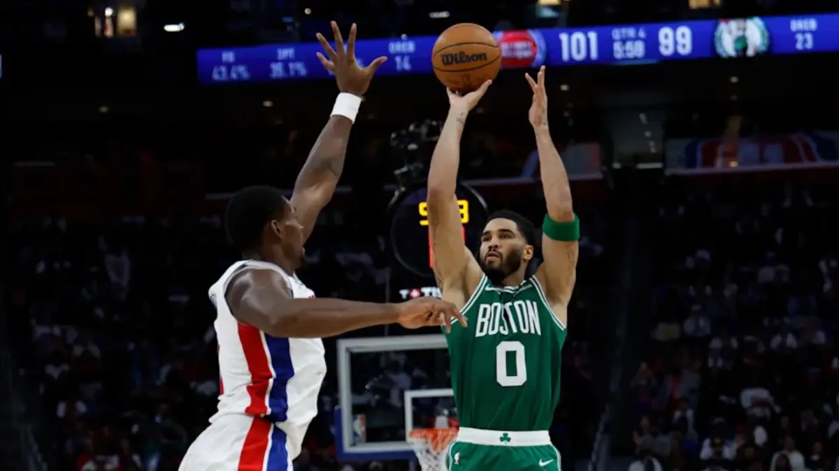 Jayson Tatum's Struggles Allow Pistons to Stage Dramatic 18-Point Comeback Win 1 Jayson Tatum shoots on Jalen Duren