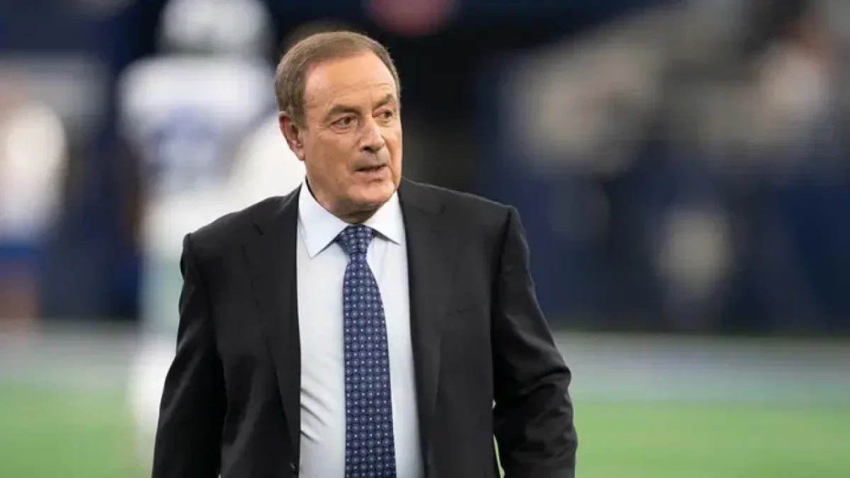 Al Michaels Gets Called Out Over Rookie Broadcasting Blunder Involving Caleb Williams and Drake Maye 1 Al Michaels Gets Called Out Over Rookie Broadcasting Blunder Involving Caleb Williams and Drake Maye