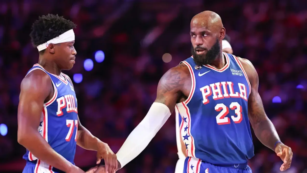 LeBron James Gives 'Passionate' Philly Fans Praise Despite Earlier Boos 1 VJ Edgecombe and LeBron James