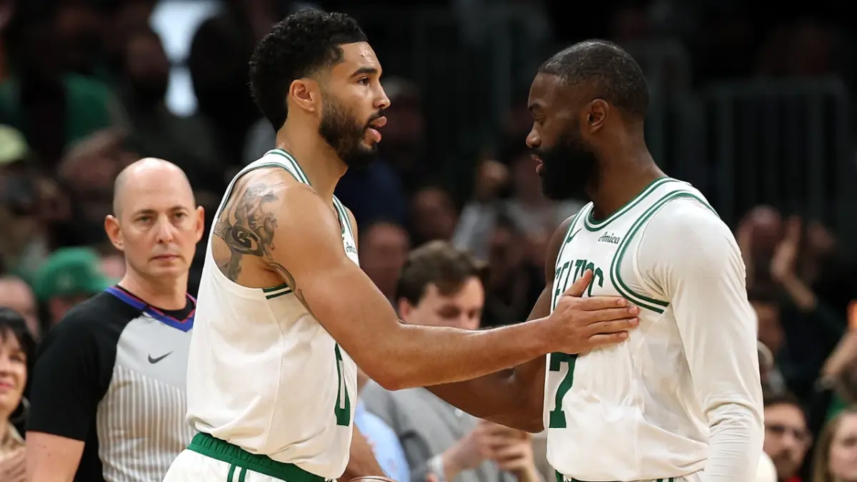 Jaylen Brown's Finals MVP 'Crushed' Stat-Padding Jayson Tatum, Claims 2x All-Star 1 Jayson Tatum's return last season hampered Jaylen Brown