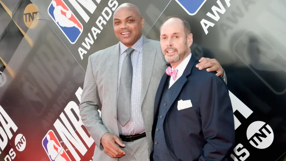 Charles Barkley Holds Back Tears After Ernie Johnson Announces End to 37-Year Inside the NBA Career 1 Charles Barkley and Ernie Johnson